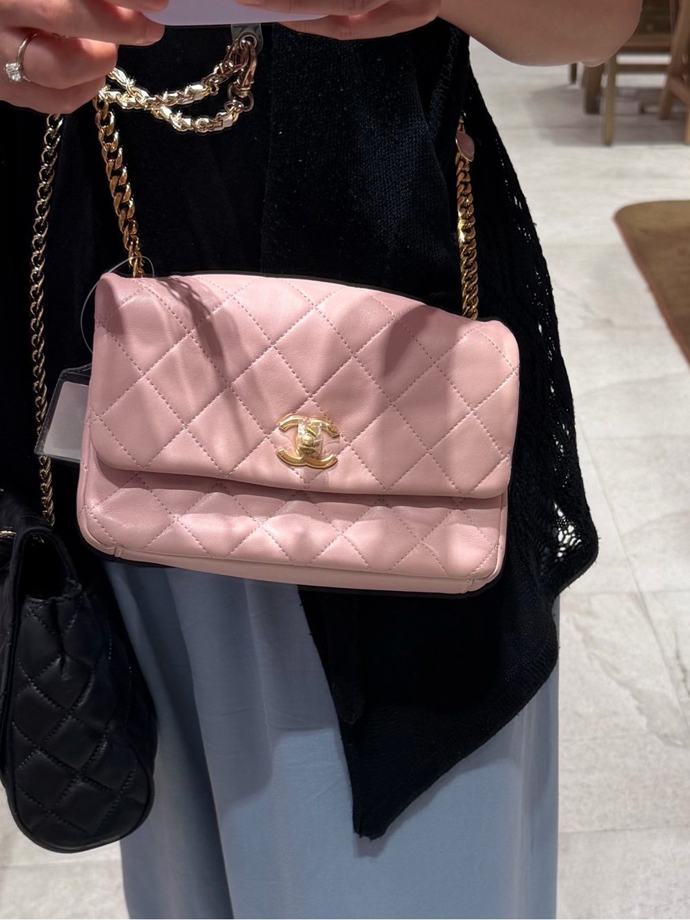 CHANEL Soft Pink Classic Quilted Lambskin Shoulder Bag with Gold Chain - Picture 11 of 11
